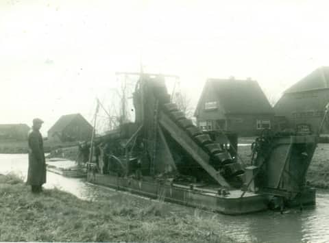 Historische foto van Baggerbedrijf Trip