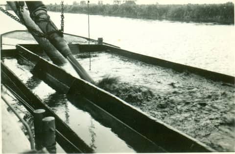 Historische foto van Baggerbedrijf Trip